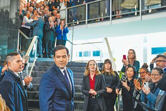 川普揮刀 國務院總預算擬砍半