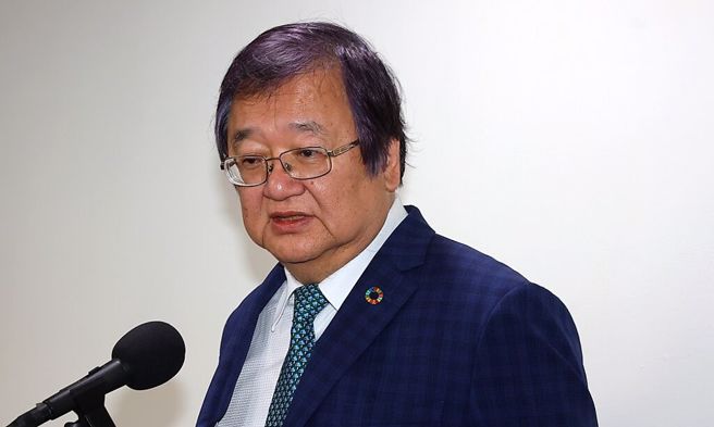 面对关税衝击，立委关切政府是否会因美方压力而退让。卫福部长邱泰源回应，不会松动对人民健康维护的绝心。图／本报资料照片