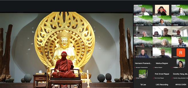 每次線上課程開始前，都會先體驗禪修。（圖／靈鷲山佛教教團）