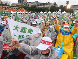 王院长与你谈天说地》制造对立，扩大对立，享受对立？（王建煊）