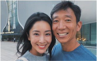 隋棠獨走暗路 10年暖老公突現身「不能讓妳一個人」