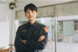 天菜CP誕生！劉育仁帥警造型引肉搜 邱以太誘惑直球告白