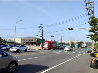 全台首支「雷達感應智慧交通號誌」 盼改善鄉下交通問題