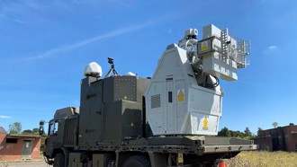 英國陸軍實驗電波武器 首次擊落無人機群