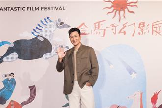 周興哲現身金馬看片 女兒不讓唱金曲製造機喊話「懂不懂啊」