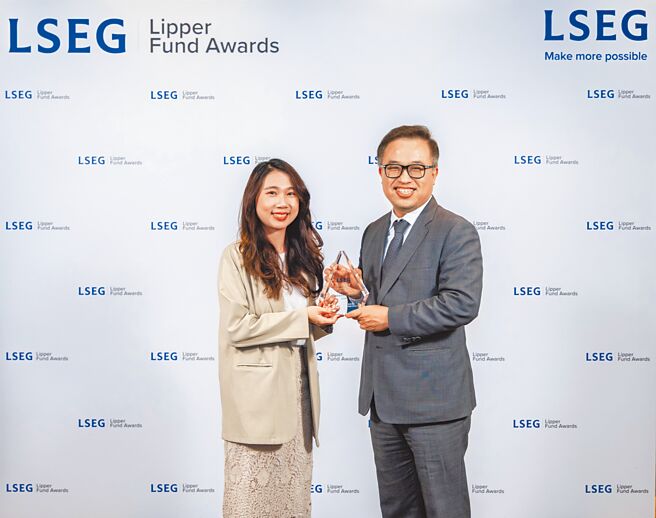 展新投顧總代理瑞士隆奧基金榮獲理柏台灣3、5、10年期大獎。圖／展新投顧提供