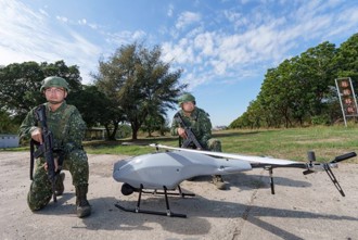 17個後備旅今年將接裝850架無人機   全動署長：分兩批次交貨