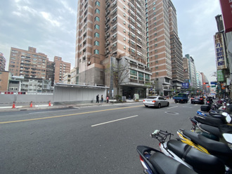 新案破百萬引熱議  四號公園魅力  信義房屋專家這麼說