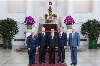 接見美參議員訪團   吳釗燮：盼台美持續合作確保和平穩定台海現狀