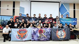 慈幼工商 辦臺南車展感恩茶會