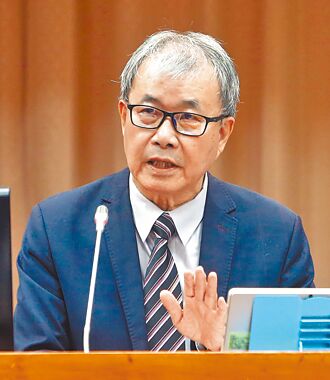 不教補充教材 師怕秋後算帳 教團批硬塞政治服務課