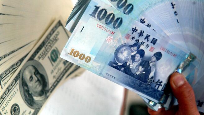 匯银主管分析，短线四大因素支撑，新台币面临升值压力，不排除重返31元价位。图／本报资料照片