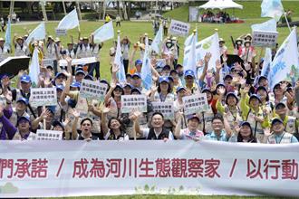 桃園河川水質逐年提升 蘇俊賓讚水巡隊志工是幕後英雄
