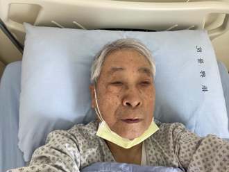 90歲李富城高燒急診住院！親自發文報平安 病因出爐