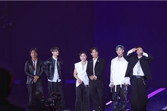 Lollipop棒棒堂暌違15年驚喜開唱 阿緯大風車再現全場尖叫