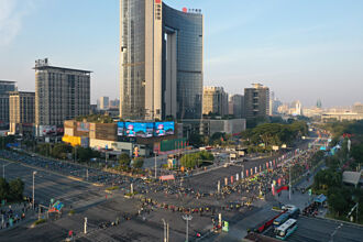 陸國常會：要持續穩定股市、房市發展