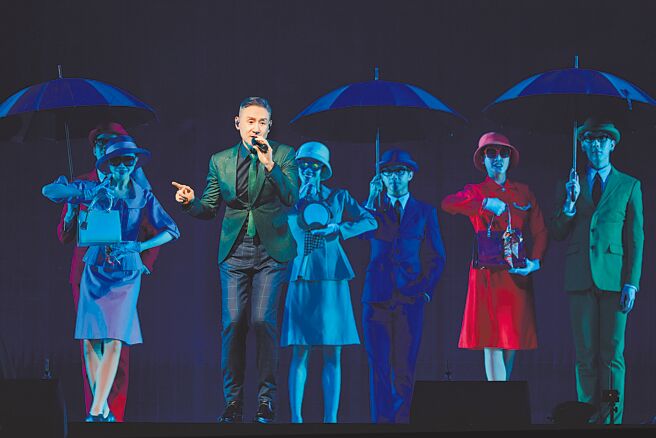 張學友18日在台北小巨蛋進行巡演的第232場，賣力又唱又跳。（JDS提供）