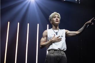 畢書盡演唱會尾聲情緒潰堤 徐若瑄打氣：真的是拚了