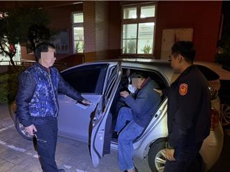 觀音男迷途24小時　警見鞋上電話助返家