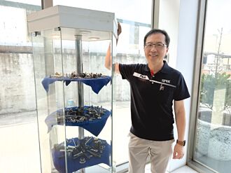 友铖董事长 张宏诚抓对产品方向 不怕关税战