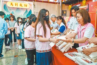 宜蘭考生文昌宮祈福 市長發包中禮