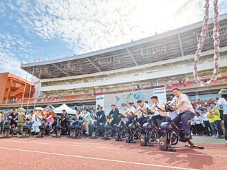 高雄綠能運動嘉年華 4000人響應