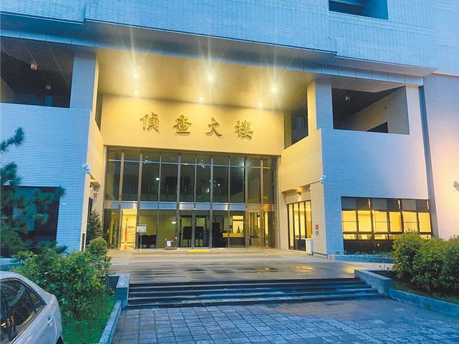 三立新聞台報導300壯士健身房積欠員工薪資，被控加重誹謗，檢察官認為可受公評之事，對3名記者予以不起訴。（資料照）