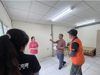 獨居翁過年慘遭祝融　屏東海青青弘會助蓋新家