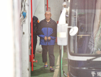 曝柯文哲17日出庭第一句話 陳佩琪嘆「怎選出這種政府」：司法比極權國家兇殘