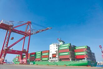 搶艙潮沒了 台廠想出貨 美進口商轉觀望