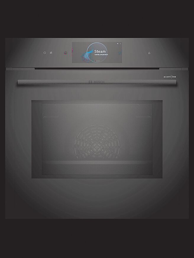 BOSCH的8系列極緻黑微波蒸氣烤箱擁有烘烤、氣炸、蒸烤、微波等功能，建議售價18萬8000元。（BOSCH提供）