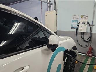 北市1276座充電樁全台第一 導入「AC隨插即充」、提供多元支付