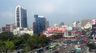 高雄中央公園2塊精華地共1,568坪掛售 一實一虛