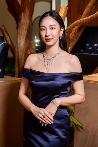 De Beers珠宝展登台 各色彩钻珍稀难得