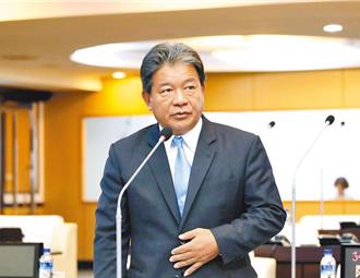 前台南議長郭信良涉綠能弊案風暴擴大 多名議員、官員遭約談