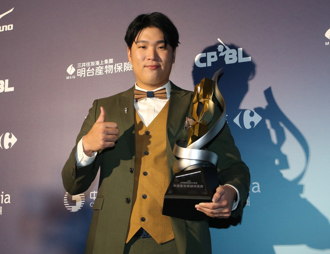 《时来运转》运彩报报－府城金孙首先发 北海道火腿全力抢胜拚龙头