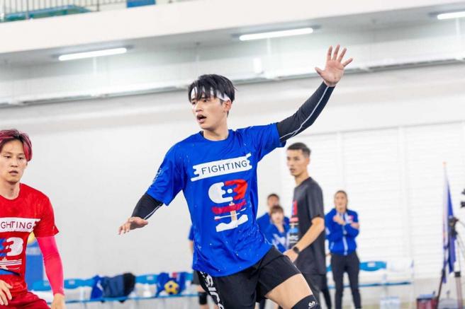 王品澔从伊林璀璨之星选秀比赛中脱颖而出，曾在《全明星运动会》中有亮眼的表现。（图／翻摄自王品澔IG）