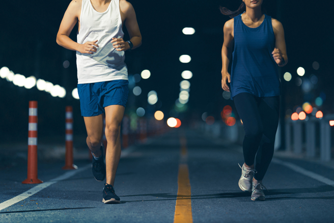 兒科醫師黃士倫日前分享恐怖的夜跑經驗。（示意圖：shutterstock／達志）