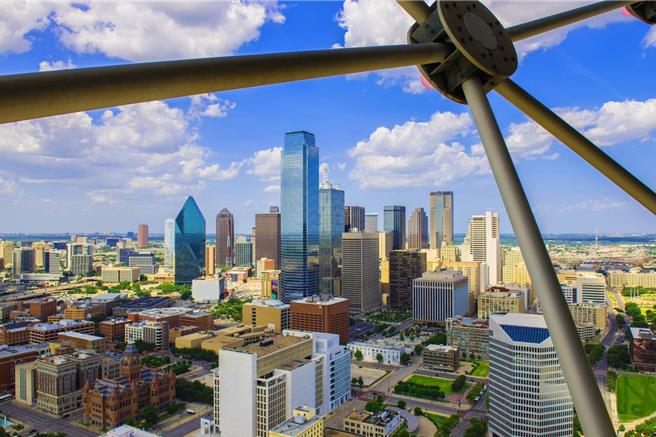 長榮航空10月3日起開闢桃園－美國達拉斯直飛航線，提供每周3班的飛航服務，北美將增加至9個客運航點，每周將達90個航班往返北美地區。（長榮航空提供／陳祐誠台北傳真）