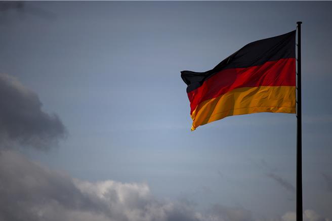 由聯盟黨（CDU／CSU）和社會民主黨（SPD）組成的德國新執政聯盟，一致支持選出德國首位女性聯邦總統。（路透社）