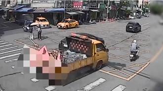 宜蘭小貨車擦撞同向機車　廟公倒地身亡