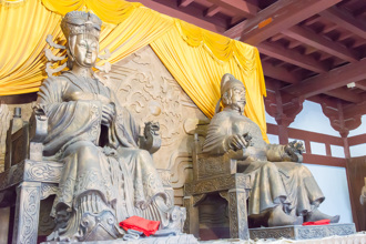 武则天退位群臣欢呼 唯有他痛哭！一年后没哭的人全死了