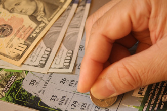 店員拿錯刮刮樂竟「中3千萬」 45歲美男已計畫退休