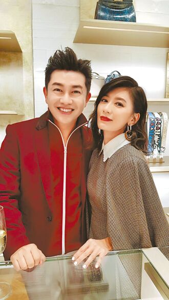 李明川新書讚賈靜雯惜情念舊