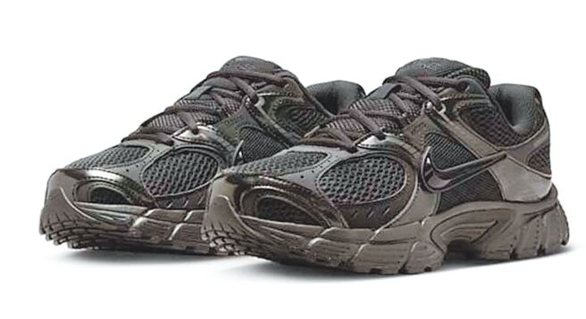 新光三越最狂超级品牌周，NIKE ZOOM VOMERO 5女款休閒鞋，特价3430元，原价4900元（7折）。（新光三越提供）