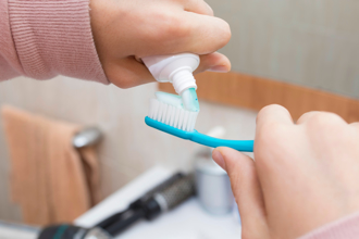 8岁女童甲状腺异常 医揪牙膏出问题 急喊避开两成分