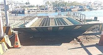 高雄前鎮-旗津中洲渡輪棧橋斷裂停駛 低搭乘率航線存廢成焦點