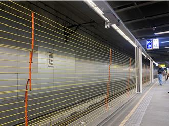 台鐵斥1.5億造「升降纜繩」月台門防落軌 明年3月高雄啟用