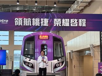 張善政表揚桃捷12位模範員工 市府持續推動捷運周邊發展