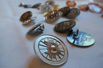 軟銀攜手美商務部長之子 進軍幣圈